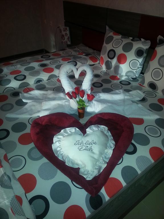 Family Hotel Yola Chepelare Room photo
