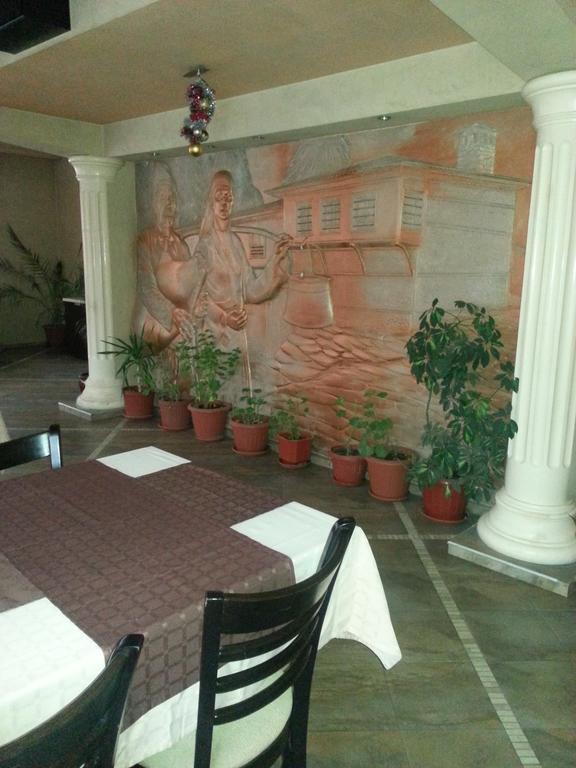 Family Hotel Yola Chepelare Exterior photo