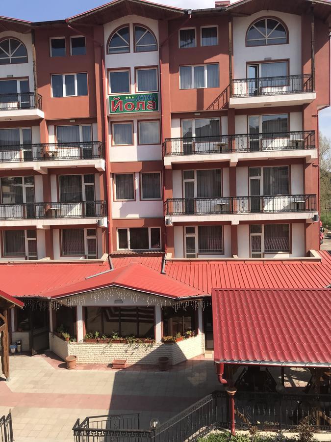 Family Hotel Yola Chepelare Exterior photo