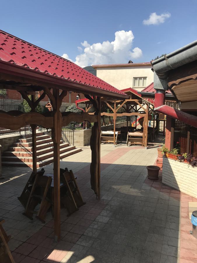 Family Hotel Yola Chepelare Exterior photo